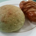 雲仙観光ホテル - パン２種。