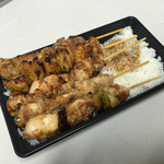 吾助 - 焼き鳥弁当…500円