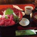 築地 傳 本店 - 限定10食 鮪中おち丼定食