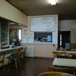 渡辺焼そば - 店内。