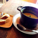 スケロク ダイナー - ランチのスープとパン