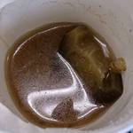 たまや - たまや ＠板橋本町 お弁当に付く熱々味噌汁 本日は茄子の味噌汁