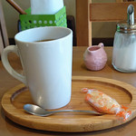 カフェハウス - コーヒーにはハッピーターンがついてきます