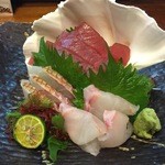 まるさ - 刺身盛合せです。
