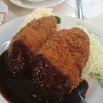 デミグラスソースと最高の相性のカツレツ