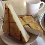 魅惑の厚切りトースト