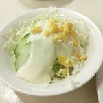 ジャッキー ステーキハウス - 付け合わせのサラダ