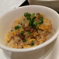 天厨菜館 渋谷店 - 天厨冷麺980円の炒飯