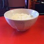 辛口肉ソバ ひるドラ - ごはん小100円サービス100円引きなのでタダ