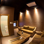 ダイニングバーLine - VIPルーム(カラオケもできます)