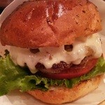 GRILL BURGER ＆ ROAST CHICKEN SASA - モッツァレラチーズバーガー（3番人気）