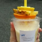 Eternal DetoxJuiceBar  - パインバナナ