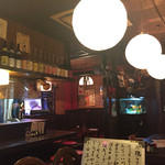 やき鳥道場 吹田店 - 内観写真:居酒屋さんなんやけど、ガッツリの居酒屋とゆーより、和モダンな感じ。