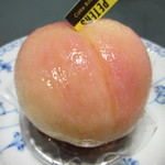 ピータース カルイザワ - 丸ごと桃のジューシータルト　５９４円