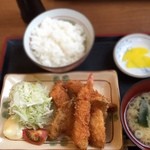 和処つたもり - フライ定食  500円
            安〜っ！