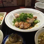 ライオン飯店 - 鶏の唐揚げ定食