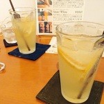 COUZT CAFE ＋ SHOP - とても美味しいアイスレモネードです◎