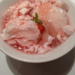 Vel  ROsier - ビーツメレンゲのスープ