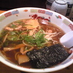 居酒屋　燔 - しょう油ラーメン