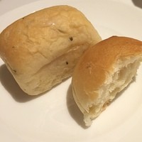 リストランテ ソットラルコ - 焼きたてパン✨