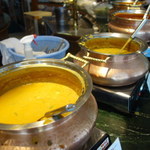 インド料理マントラ - 店内のレイアウトも殆ど同じ。