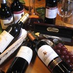 イタリアンカジュアルダイニング何駄感駄 - 当店ソムリエのソムリエナイフです　リーズナブルで美味しい各国のワインが揃っています