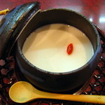 杏亭 - ランチの杏仁豆腐　プラス￥100