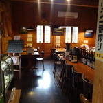 アント・ダイナ - 内観１