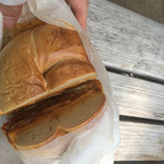 オーゾウ ベーグル - 半分に割ったところ