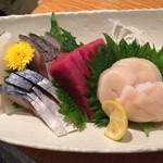 なつ石 - 刺身盛り合わせ