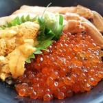 照島 - カニイクラ丼－ぷちぷちいくらがたくさんー