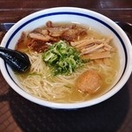 火鳥 - 塩鶏中華そば 680円