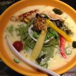 Japanese Ramen Noodle Lab Q - 【限定コラボ】
      新風
      950円
      【×175°DENO〜担担麺〜・雨は、やさしく】