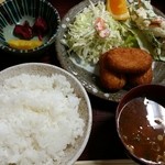 Ichikawaya - カニコロ定食 700円