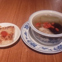中国薬膳料理 星福 - 薬膳スープに大根餅