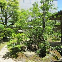 弁慶 - 中庭(2015/07/26撮影)