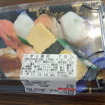 ディオ - にぎり寿司７貫 <税抜>276円(2015.07.26)