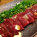 北海道十勝新得町 塚田農場 - 馬刺し