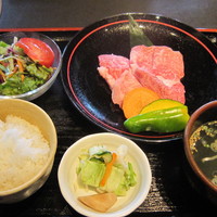 米澤牛DINING べこや - 米沢牛カルビランチ
