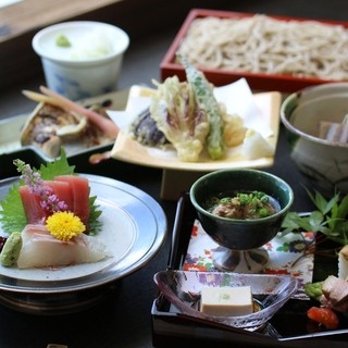 ☆A banquet with soba sake and side dishes! All-you-can-drink sake brewery ☆