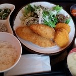 ジャンク カフェ トーキョー - 私の魚定食