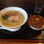 麺創 なな家 - コーチン鶏そば塩＆タレカツ丼