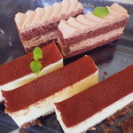 大地のテラス - チョコレートケーキとティラミス