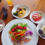 大地のテラス - さあ！食べましょう