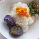 大地のテラス - 道下産地産ゆめぴりかと茄子の揚げたし、人参しりしり、おくらの鰹節和え