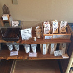 隆兵そば - 色々売ってます。