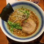麺　とことん屋 - とんこつしょうゆラーメン