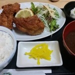 ダイニング・マザー - 唐揚げ定食  550円
