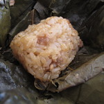 中国茶房 茶趣茶楽 - 蓮の葉ちまき