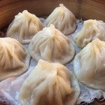 京华小吃 - 小籠包 ＄7